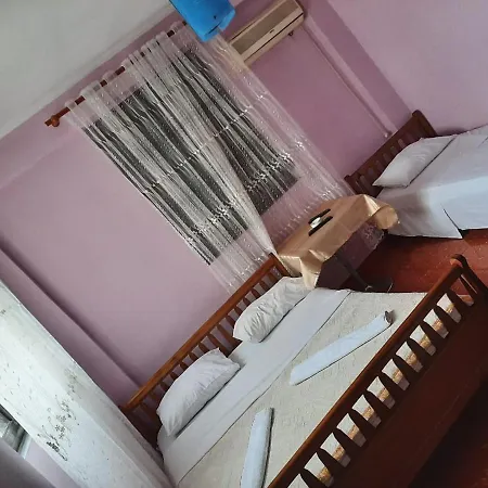 Hotel Tomasi * Durrës
